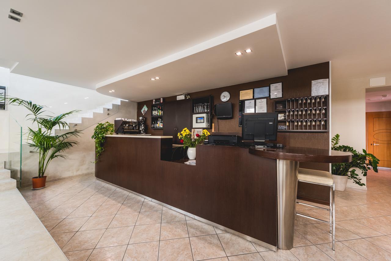 Hotel Romina Rimini Exteriér fotografie