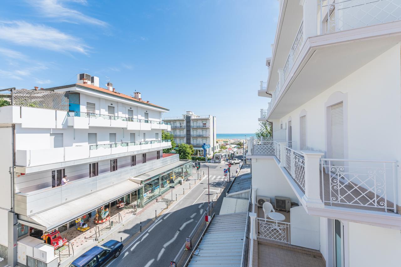 Hotel Romina Rimini Exteriér fotografie