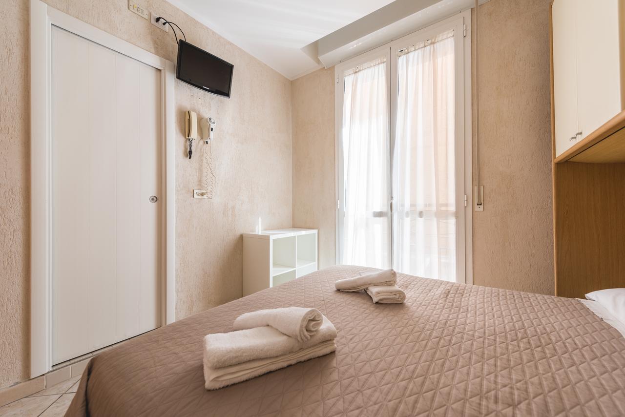 Hotel Romina Rimini Exteriér fotografie